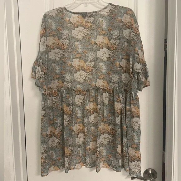 Floral Kimono - Picture 3 of 3